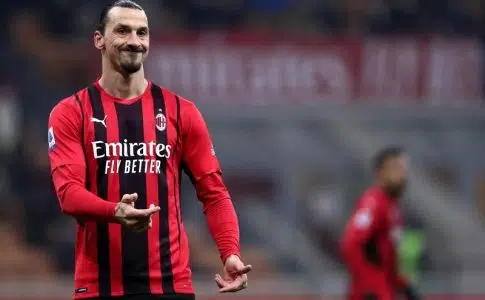 Ibrahimovic footballeur international suédois et attaquant avec l'AC Milan